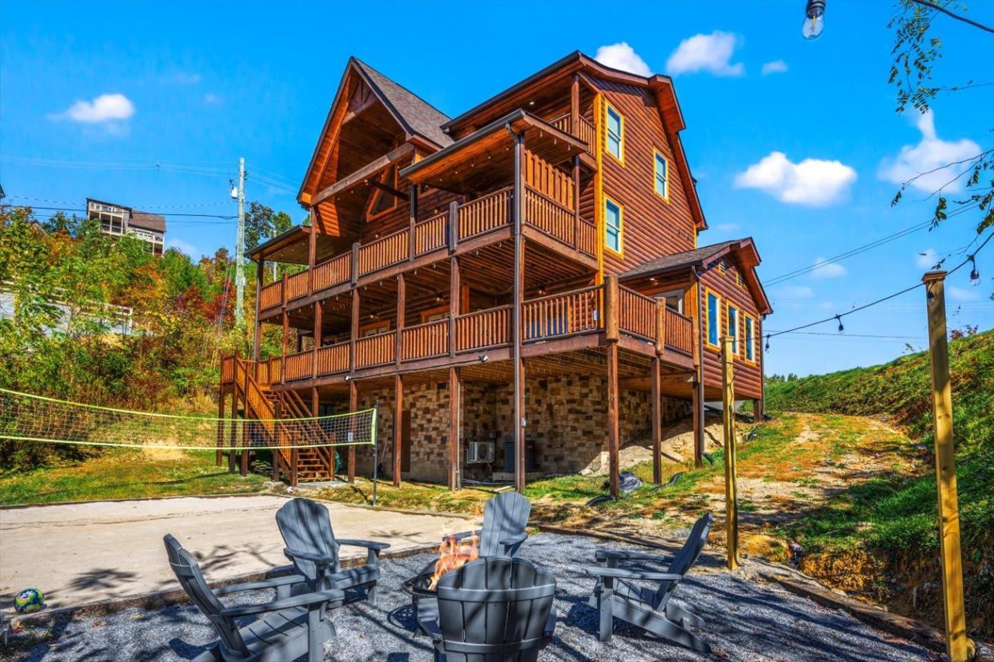 Indoor Pool, Volleyball Beach, Mountain View, Luxury Gatlinburg Zewnętrze zdjęcie
