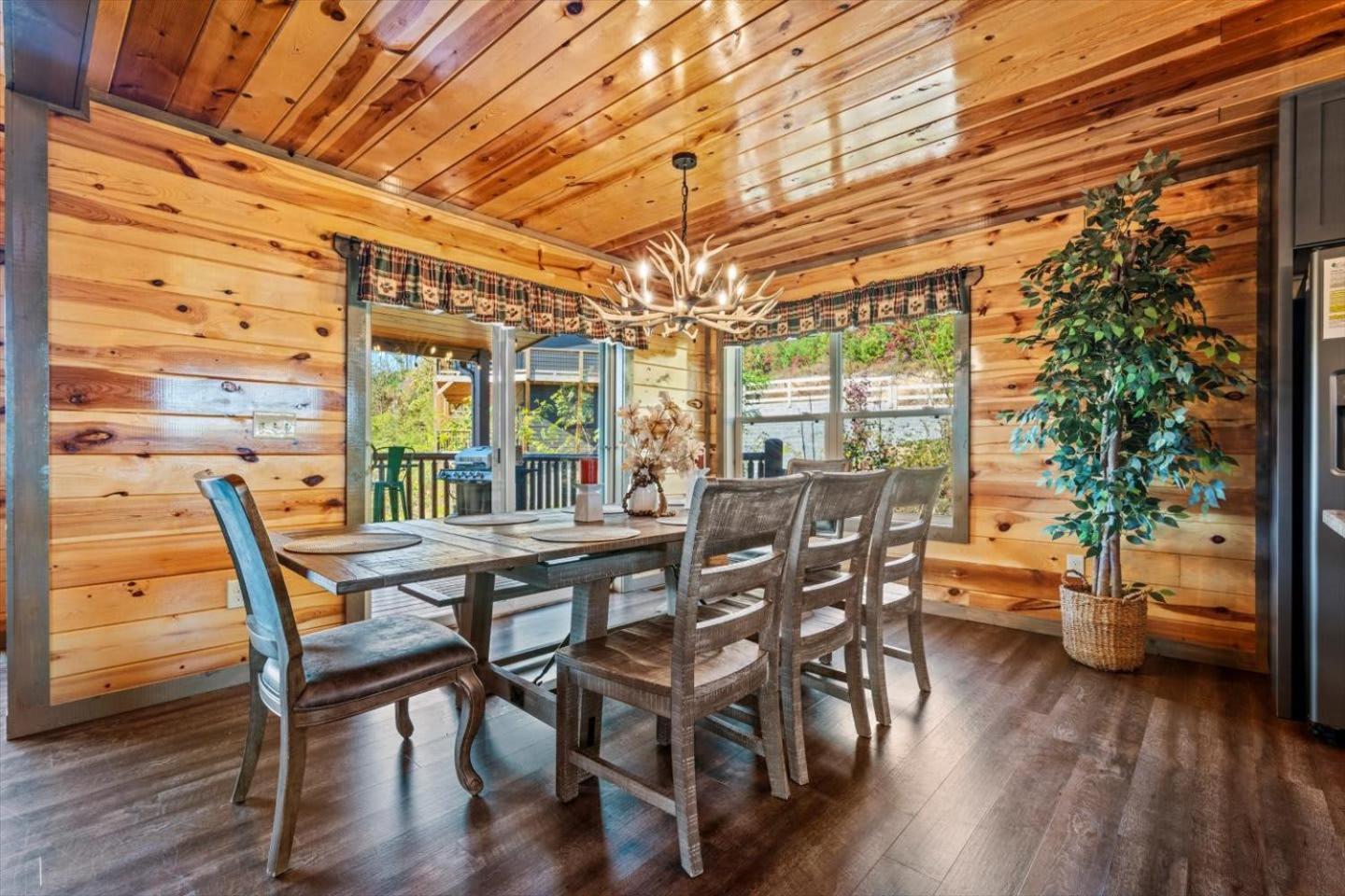 Indoor Pool, Volleyball Beach, Mountain View, Luxury Gatlinburg Zewnętrze zdjęcie