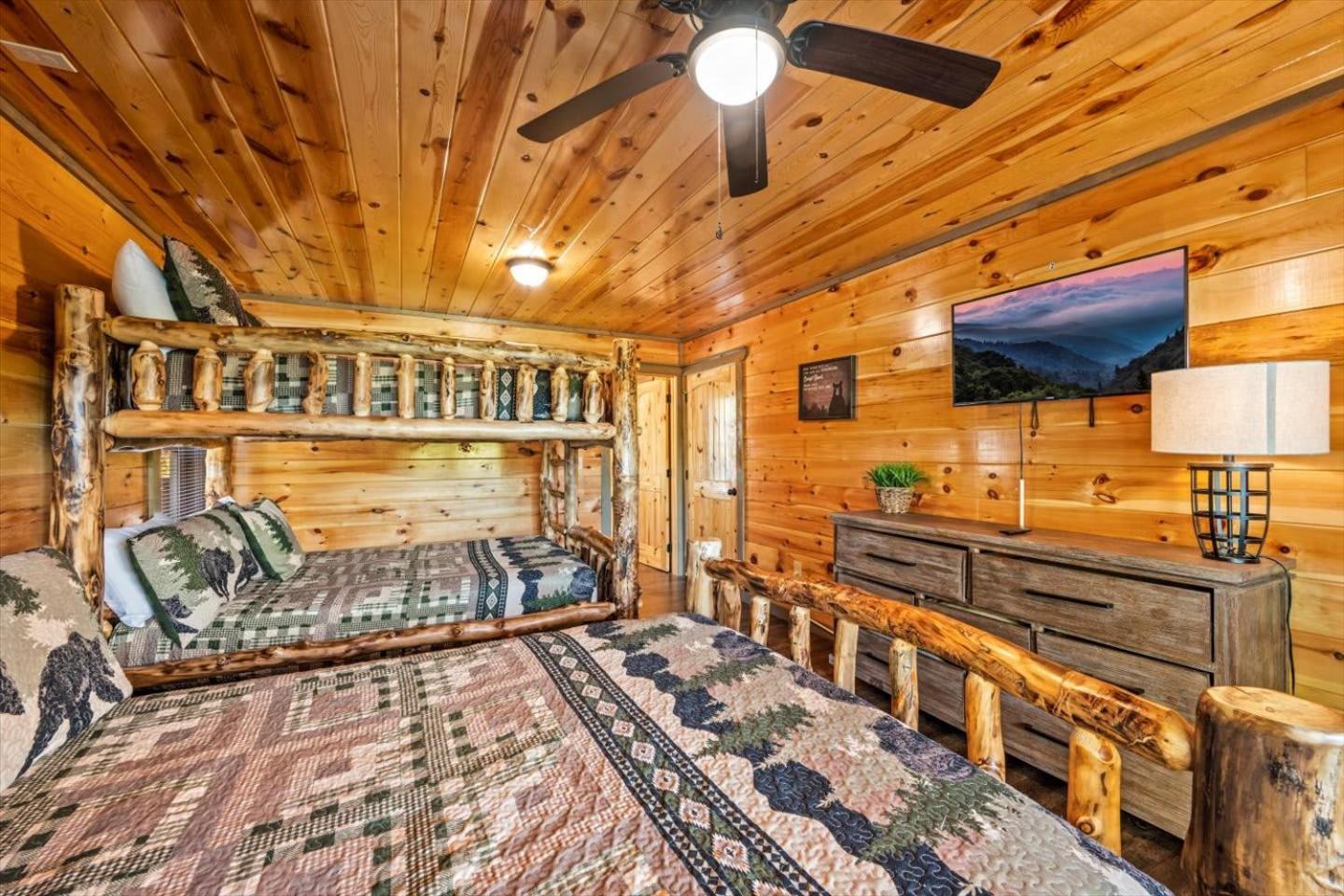 Indoor Pool, Volleyball Beach, Mountain View, Luxury Gatlinburg Zewnętrze zdjęcie